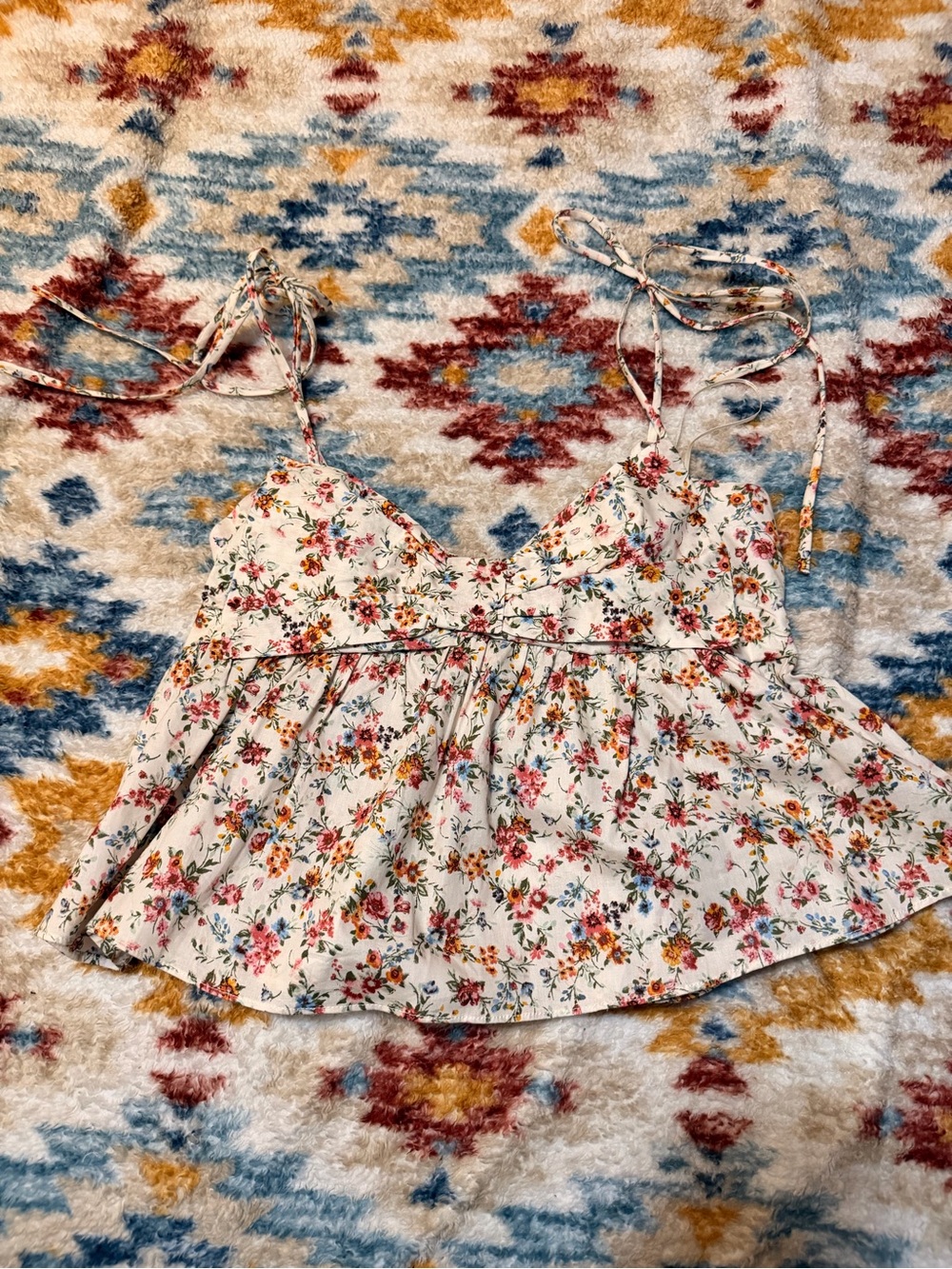 Floral White Spaghetti-Tie Strap Peplum Camisole